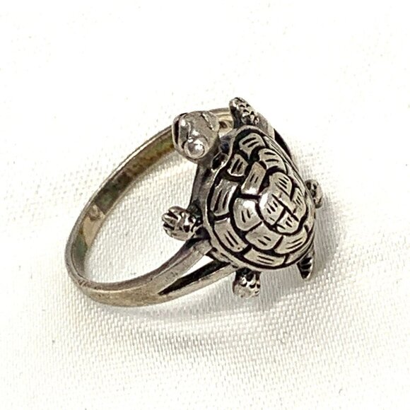 Sterling Silver Engraved Turtle Ring With Split Band Design Marked 925 Size 6 - Picture 1 of 6